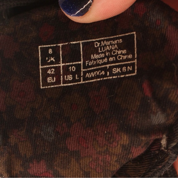 Womens Dr. Martens Black Leather Boots with Yellow Stitching - Picture 4 of 8